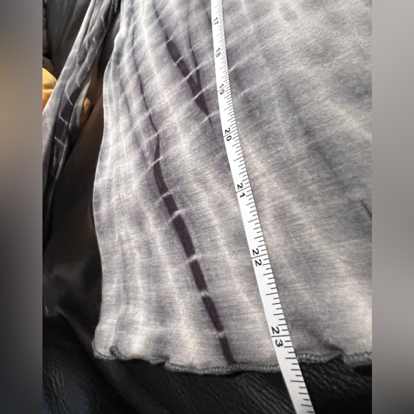 🎁Free People flowy top - Picture 3 of 5